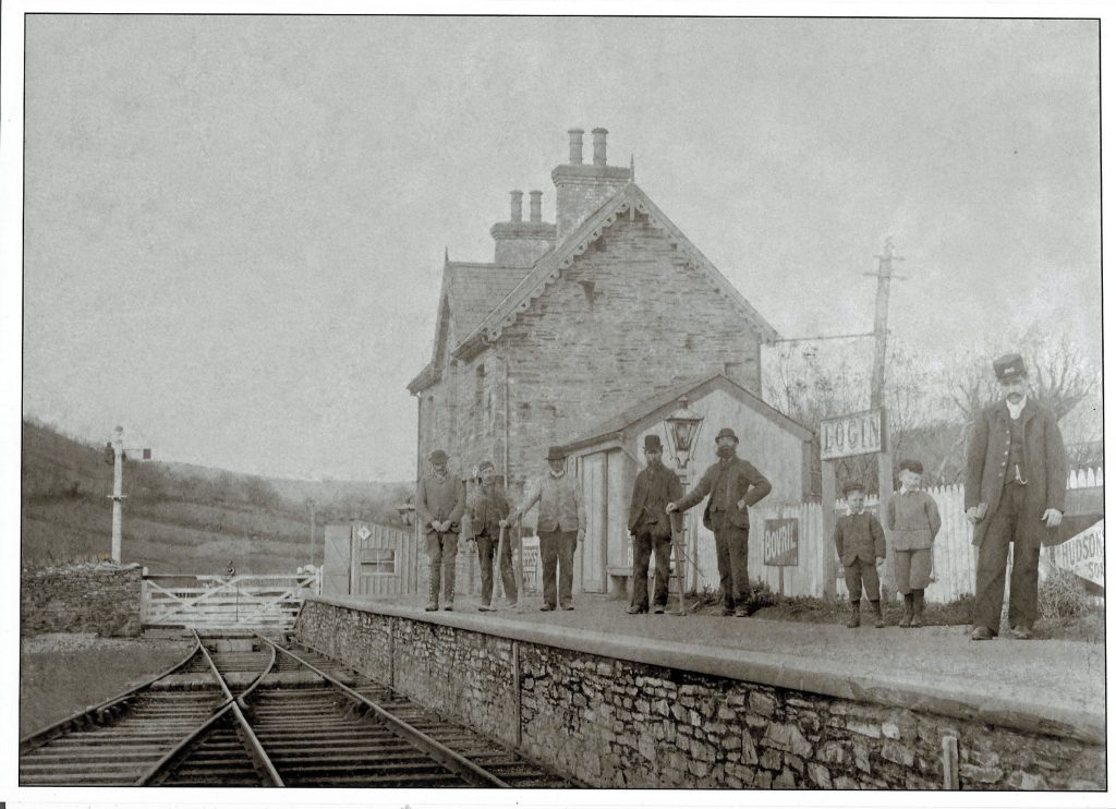 Login Station 1898